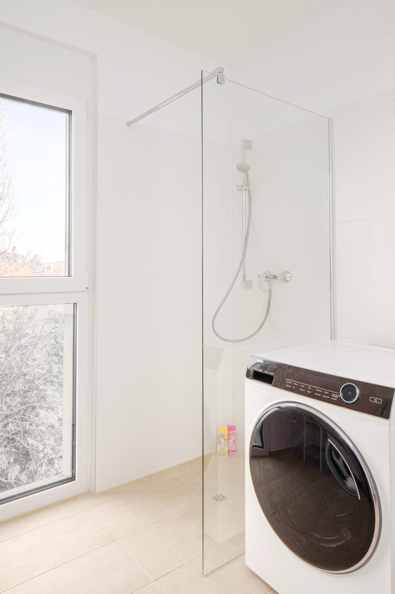 Whats-App Self-Check-In - Apartment Am Hauptbahnhof Graz Extérieur photo